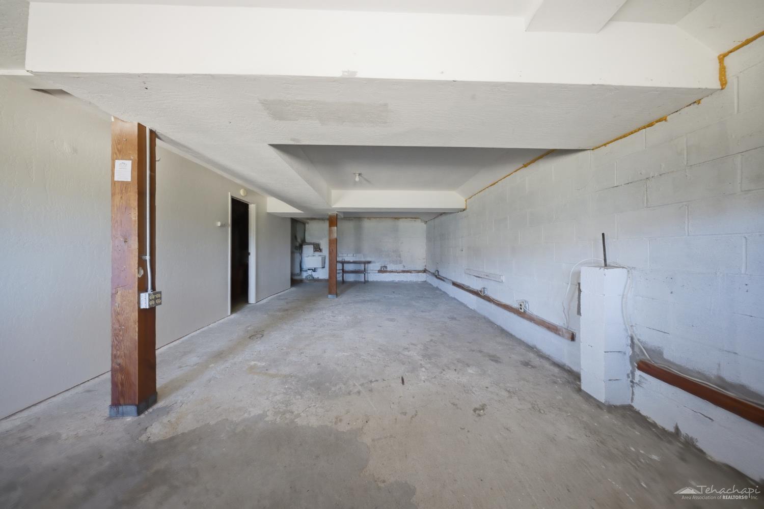 Oakflat Drive photo 22