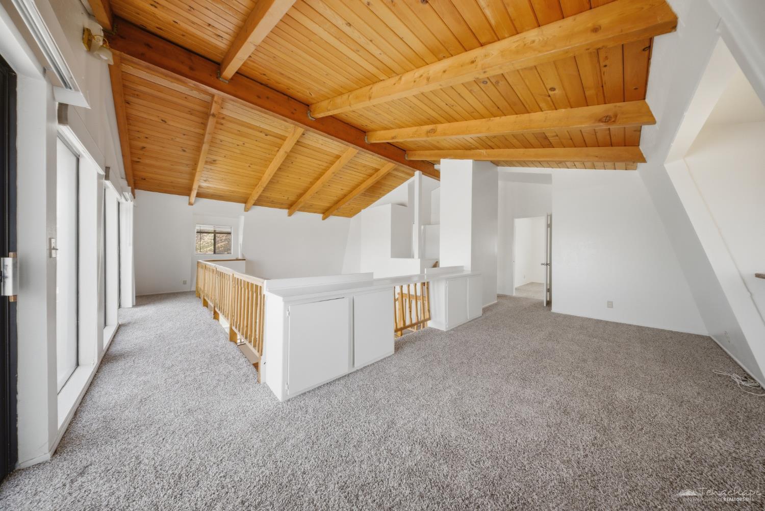 Oakflat Drive photo 19