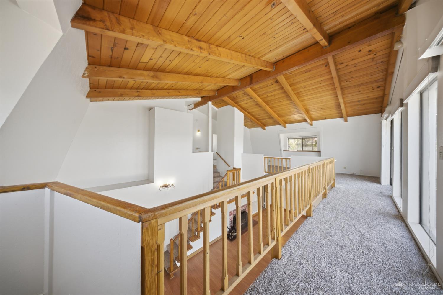Oakflat Drive photo 20
