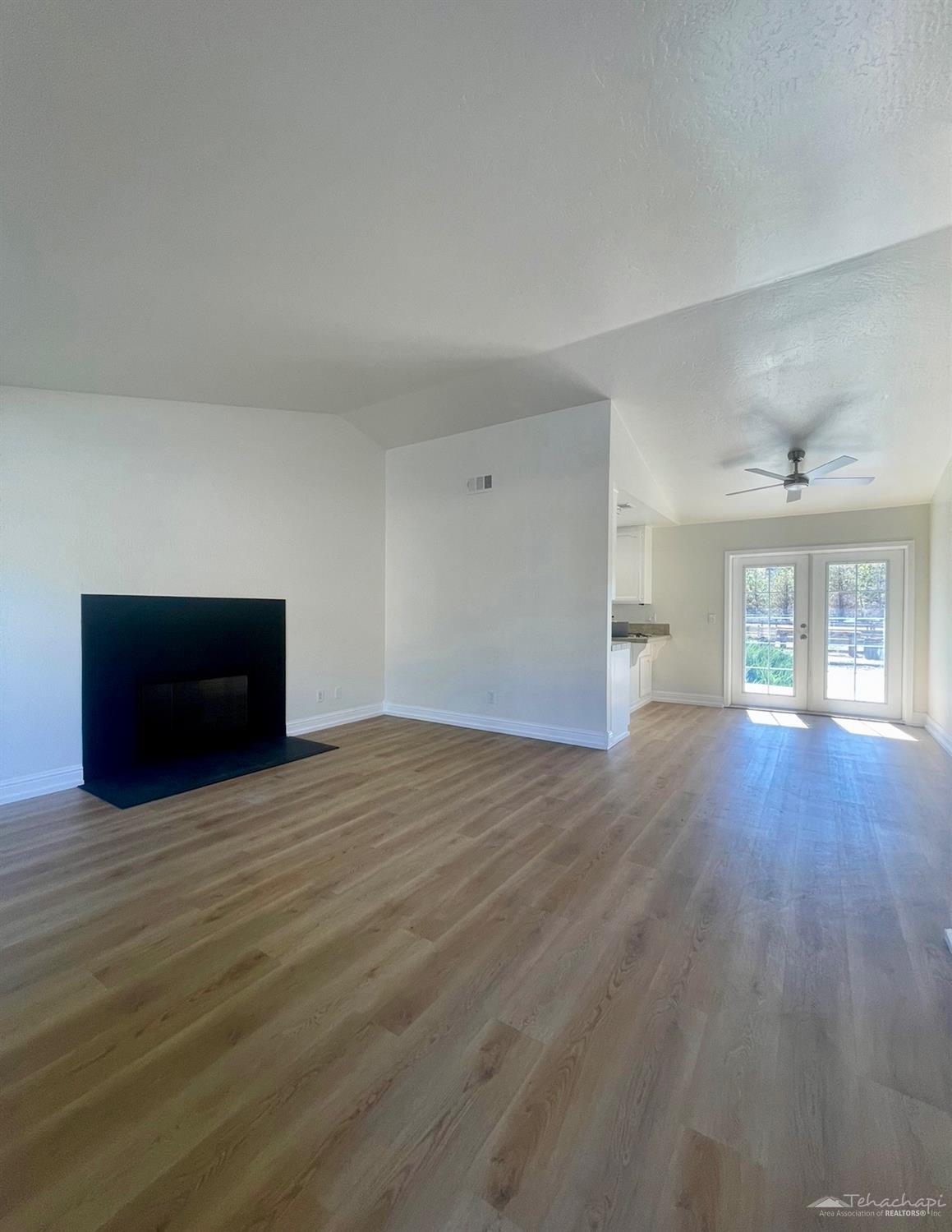 Lakeview Drive photo 6