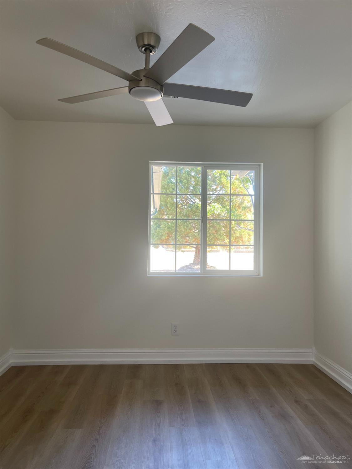Lakeview Drive photo 22