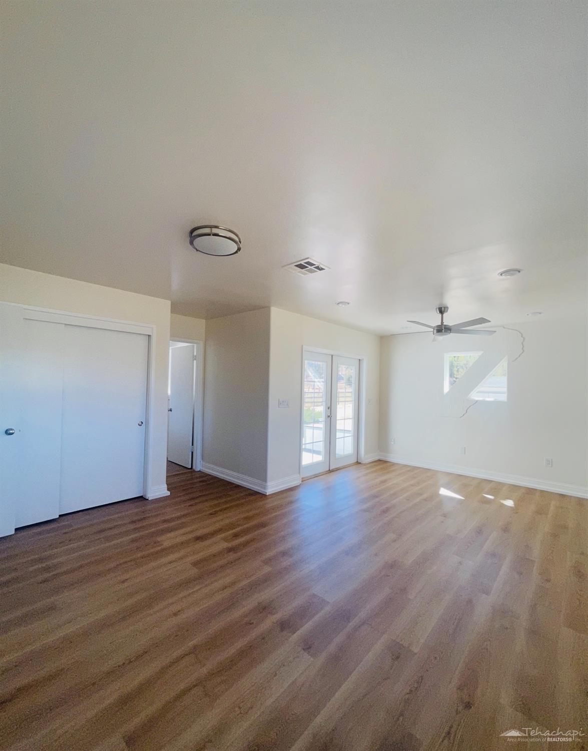 Lakeview Drive photo 16
