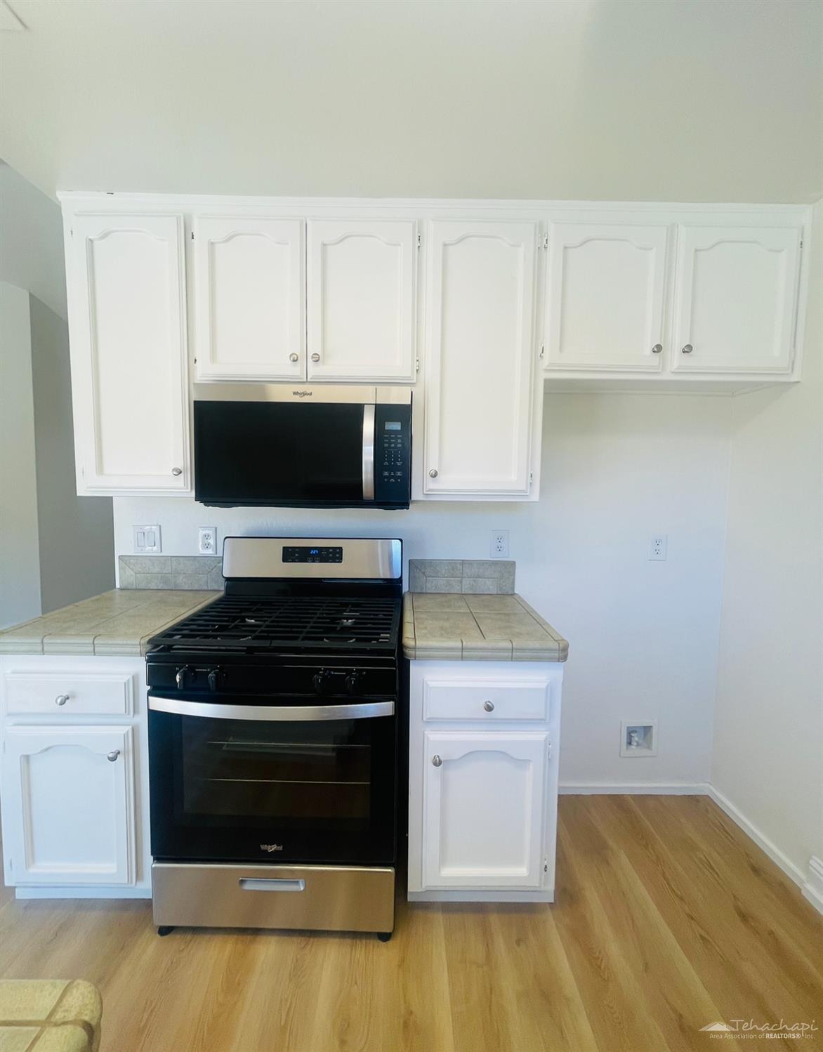 Lakeview Drive photo 11