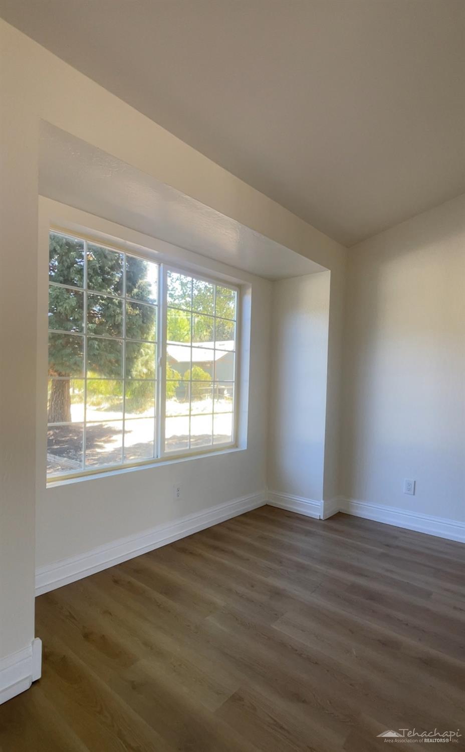 Lakeview Drive photo 5