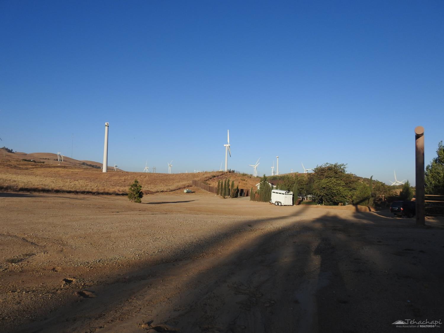 Tehachapi Willow Springs Road photo 5