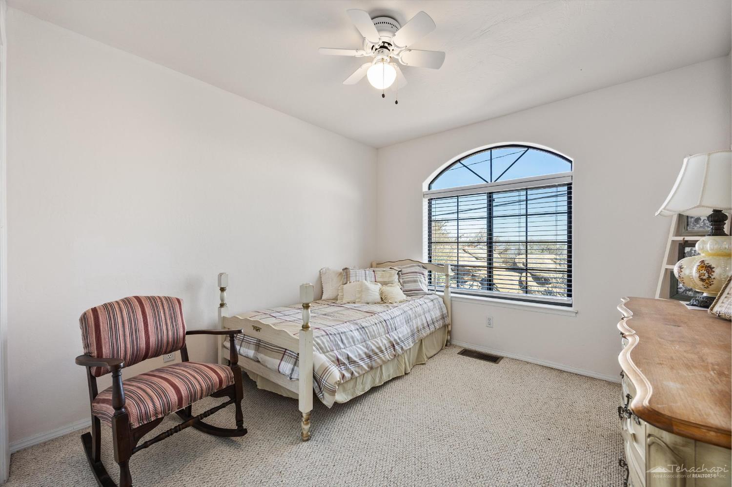 El Rancho Drive photo 19