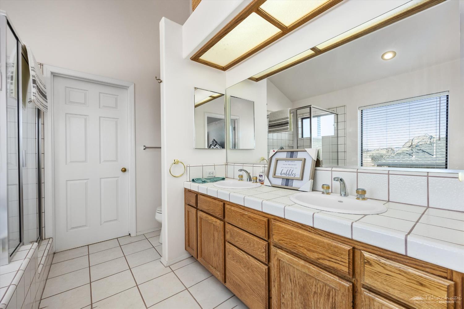 El Rancho Drive photo 17