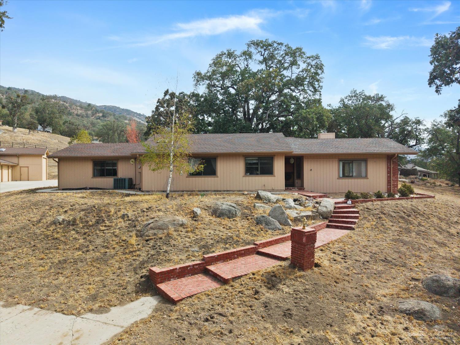 Silver Creek, Tehachapi