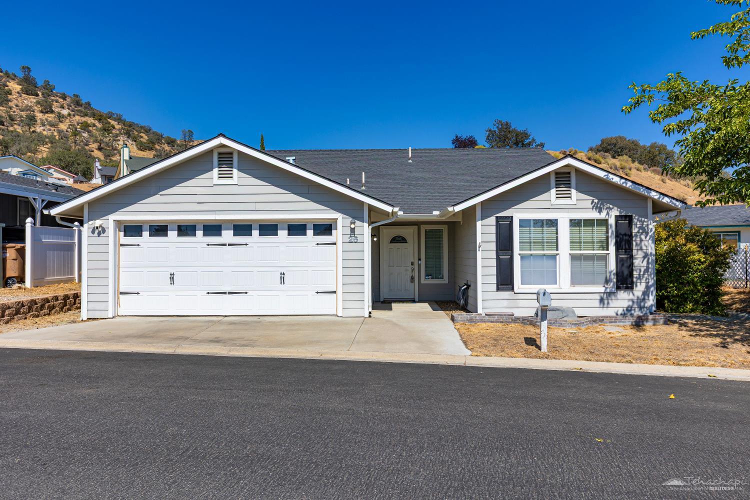 White Pine Drive #26, Tehachapi