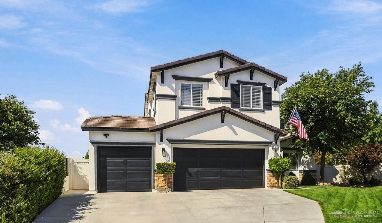 Elderberry Court, Tehachapi