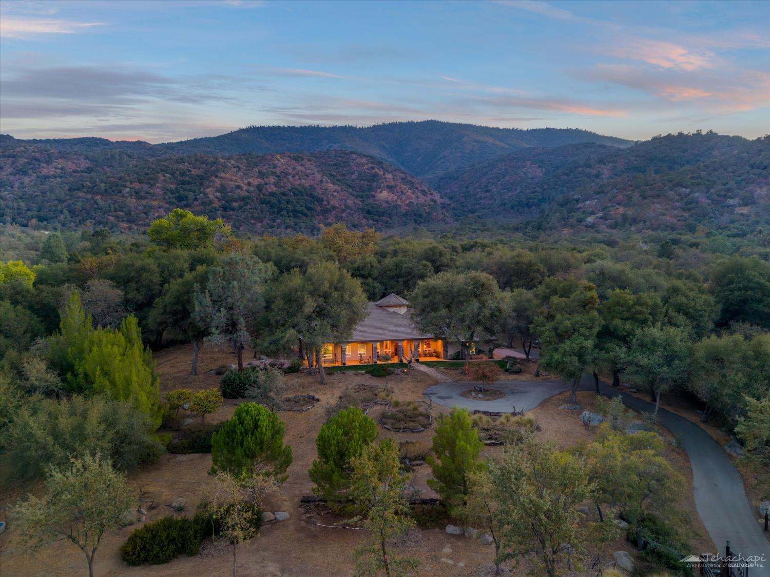 Valley Oak Road, Tehachapi