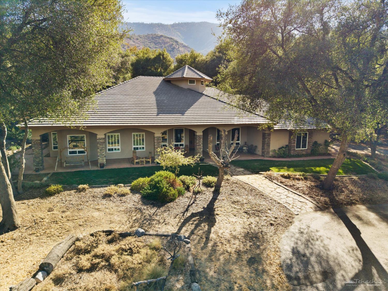 Valley Oak Road photo 4