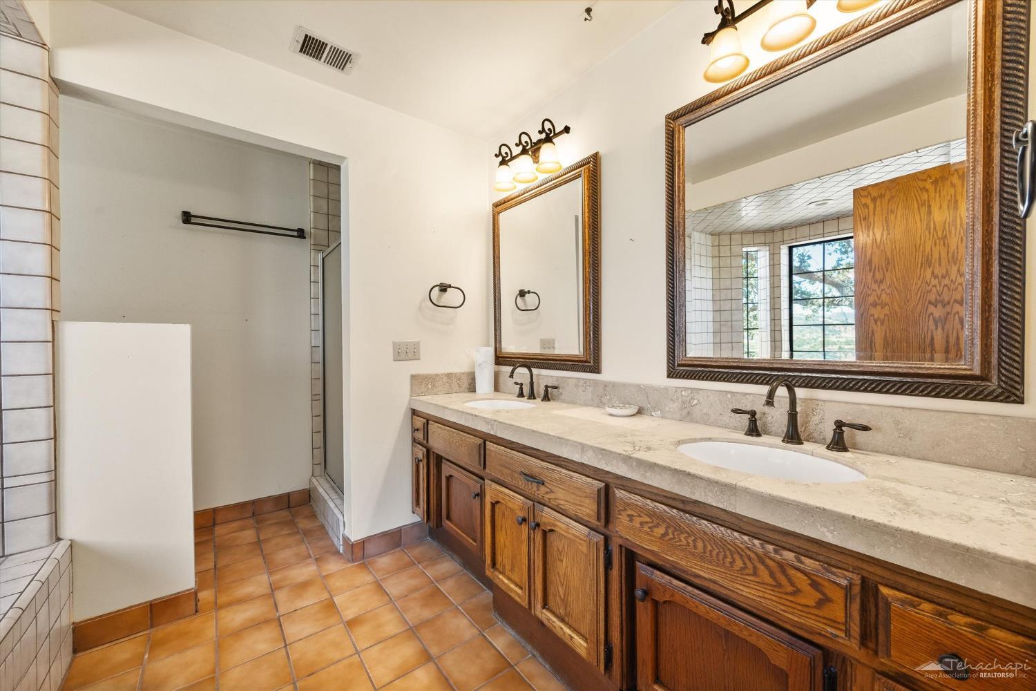 Parke Court photo 15